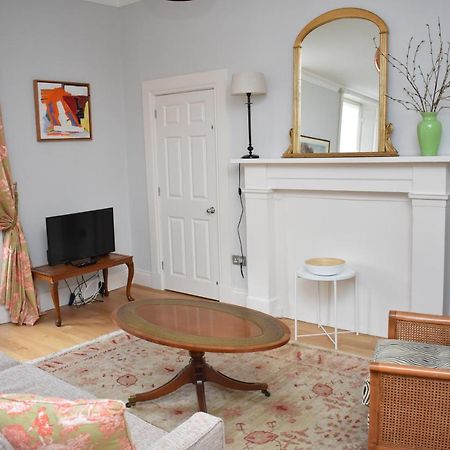 Bernard St - Bright And Spacious 1 Bed Apartment At The Shore! 爱丁堡 外观 照片