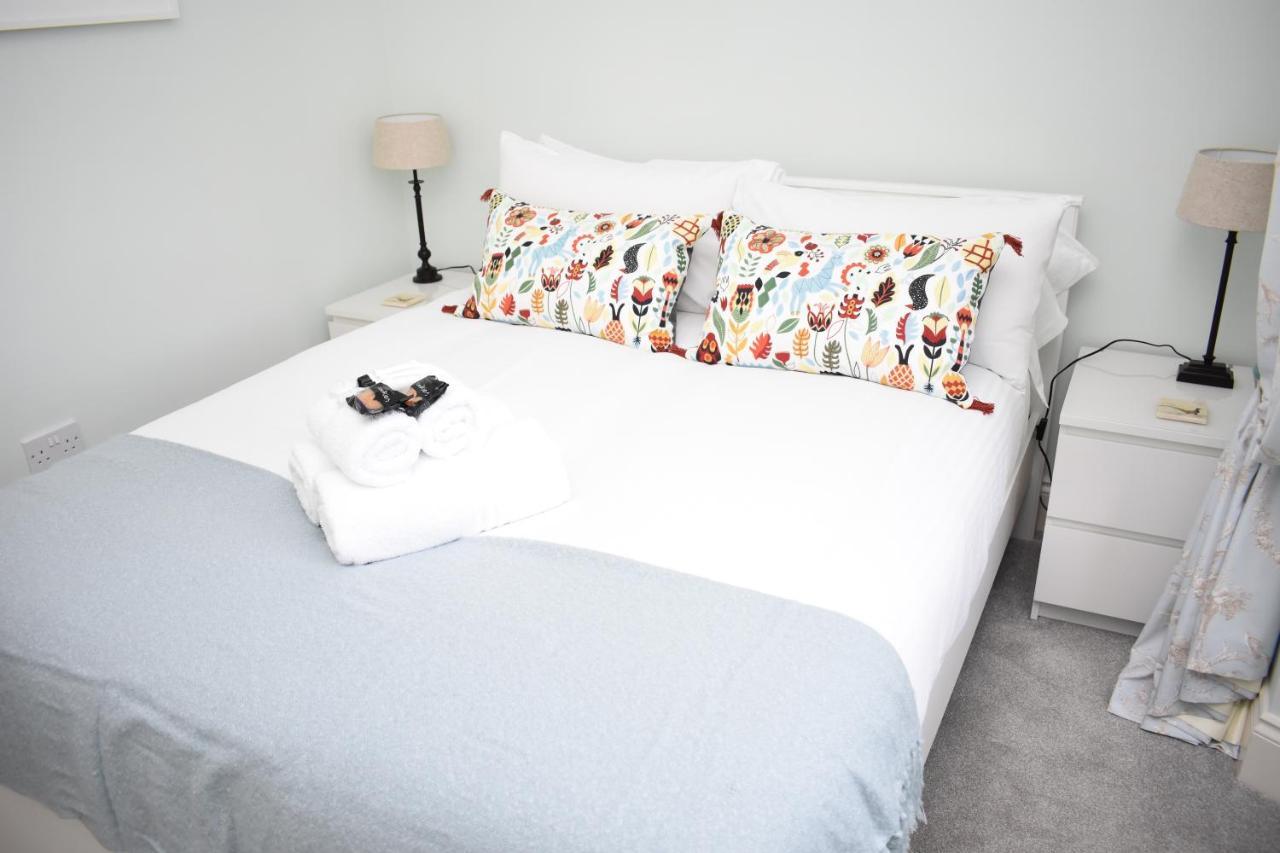 Bernard St - Bright And Spacious 1 Bed Apartment At The Shore! 爱丁堡 外观 照片